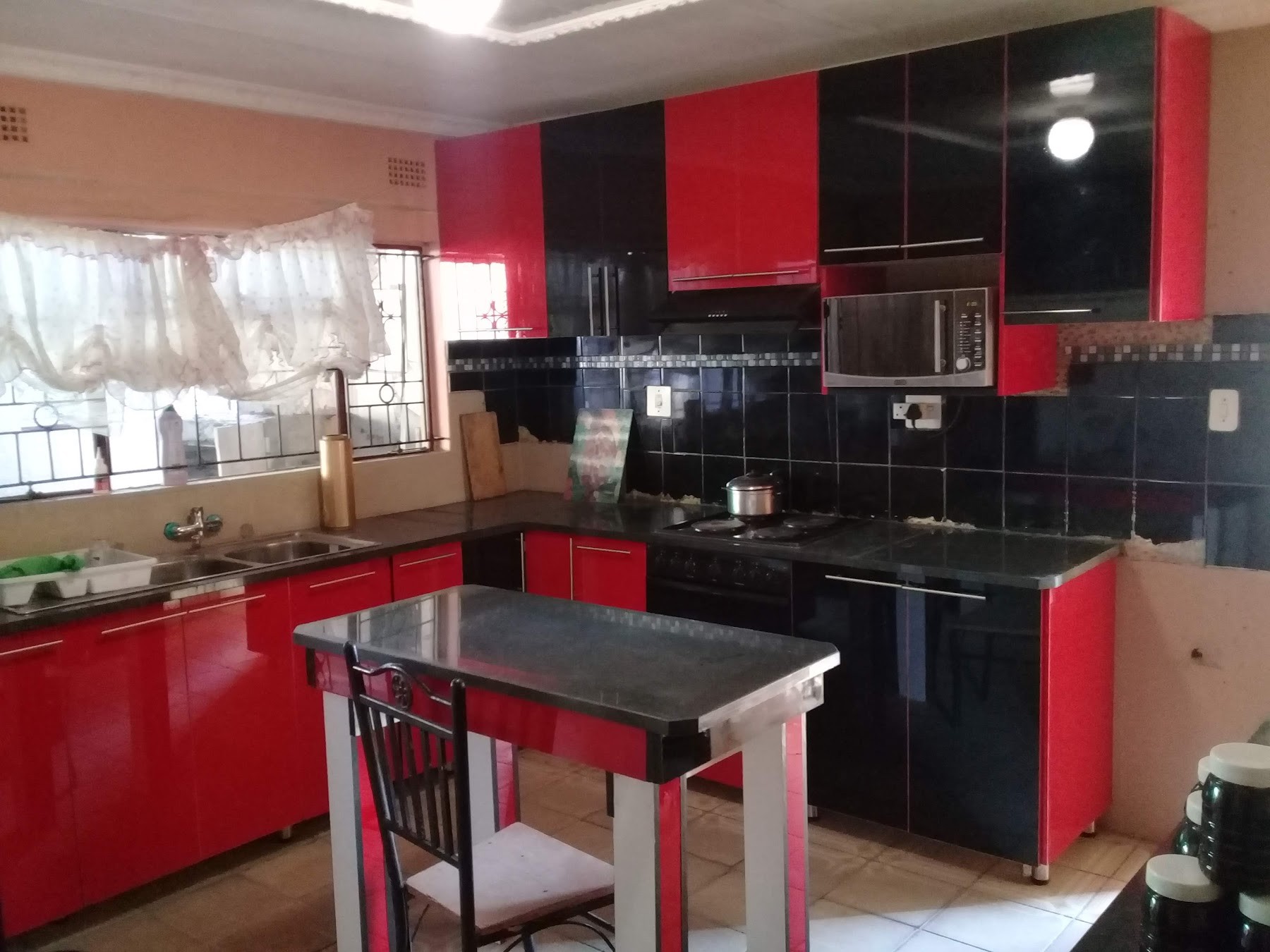 Statement kitchen by Berachas Wood Works